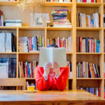 葛飾区読書感想文コンクールで中之台小より２名入賞